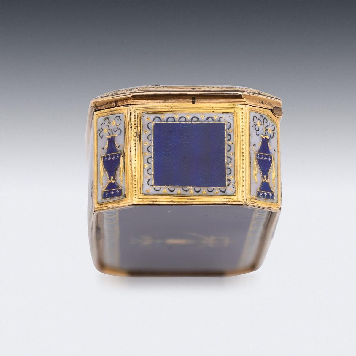 Antique 19th Century German 18k Gold & Enamel Snuff Box, Hanau C.1820 photo vinterior