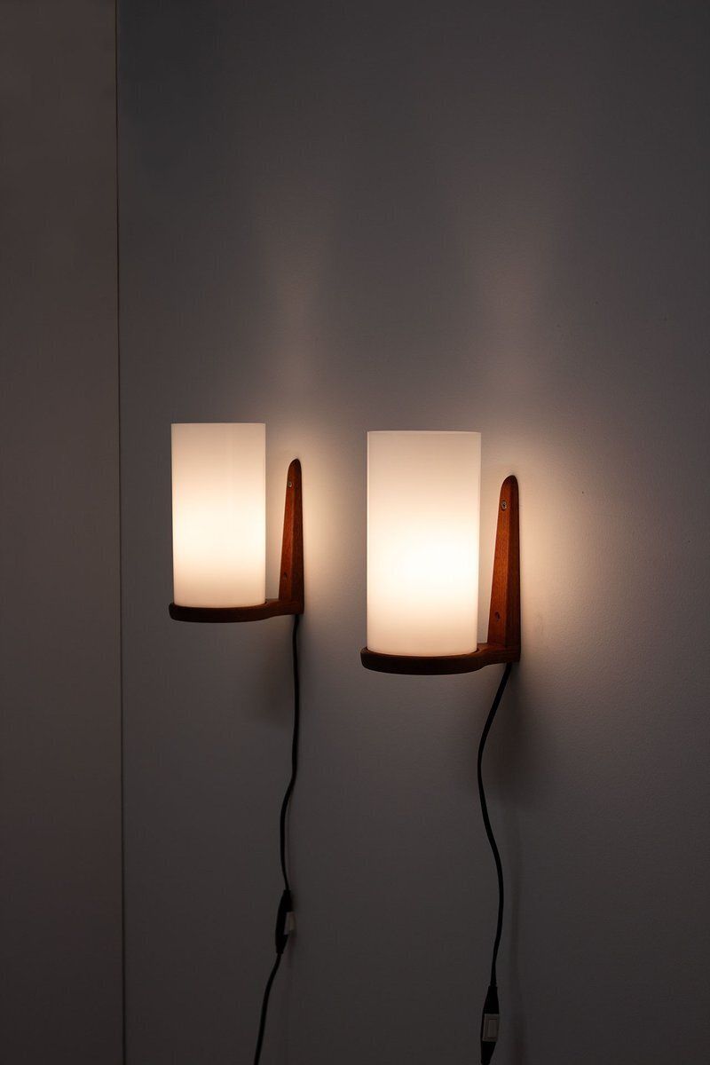 Teak & Acrylic Wall Lamps By Luxus, 1960s, Set Of 2 photo vintage