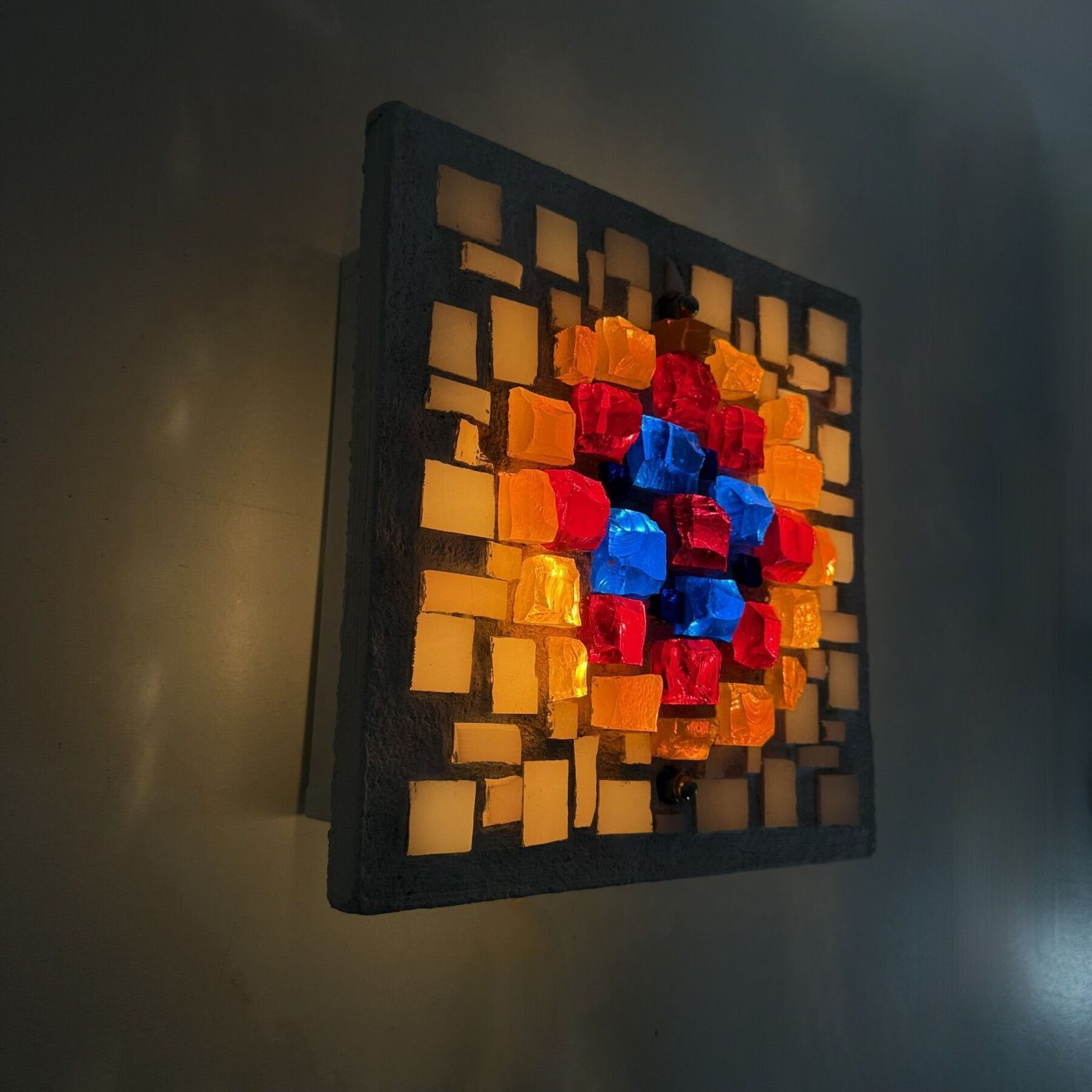 Mid Century Modern Brutalist Glazen En Betonnen Wandlamp, Jaren 1960 photo vinterior