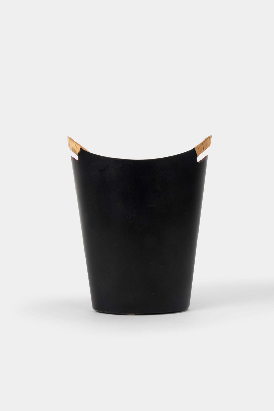 Finn Juhl, Grethe Kornerup Bang & Torben ørskov, Paper Bucket, Denmark, 1960s photo furniture