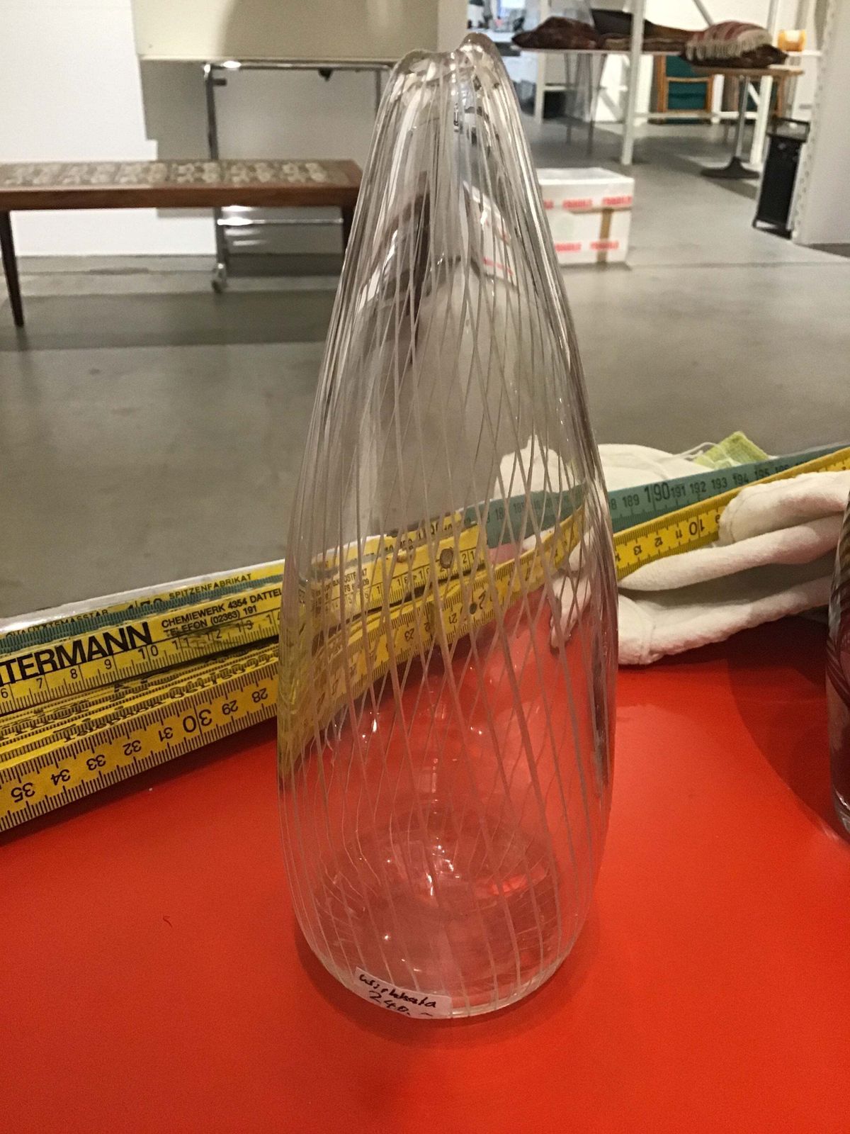 478.0 Tapio Wirkkala, Iittala, Engraved Glass Vase J1673, Finland, 50s photo