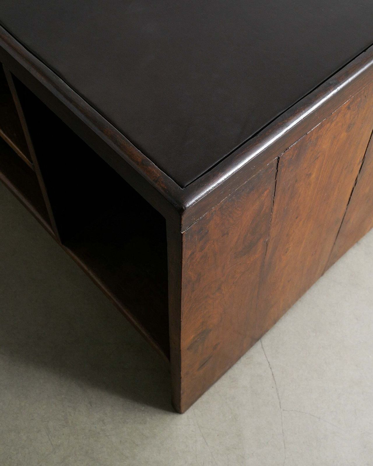 French Mid Century Wooden "Pigeon Hole" Desk In Teak Leather By Pierre Jeanneret For Chandigarh, India 1950s photo vinterior