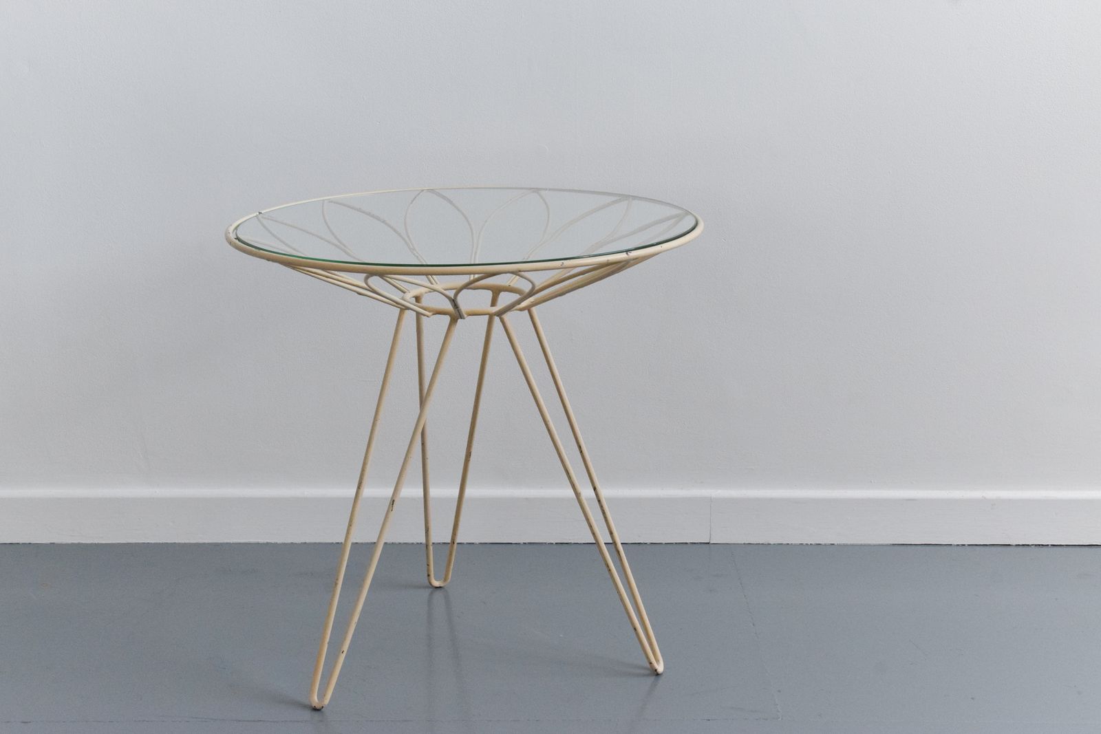 Vintage 1950s French Daisy Design Side / Coffee Table photo Furniture