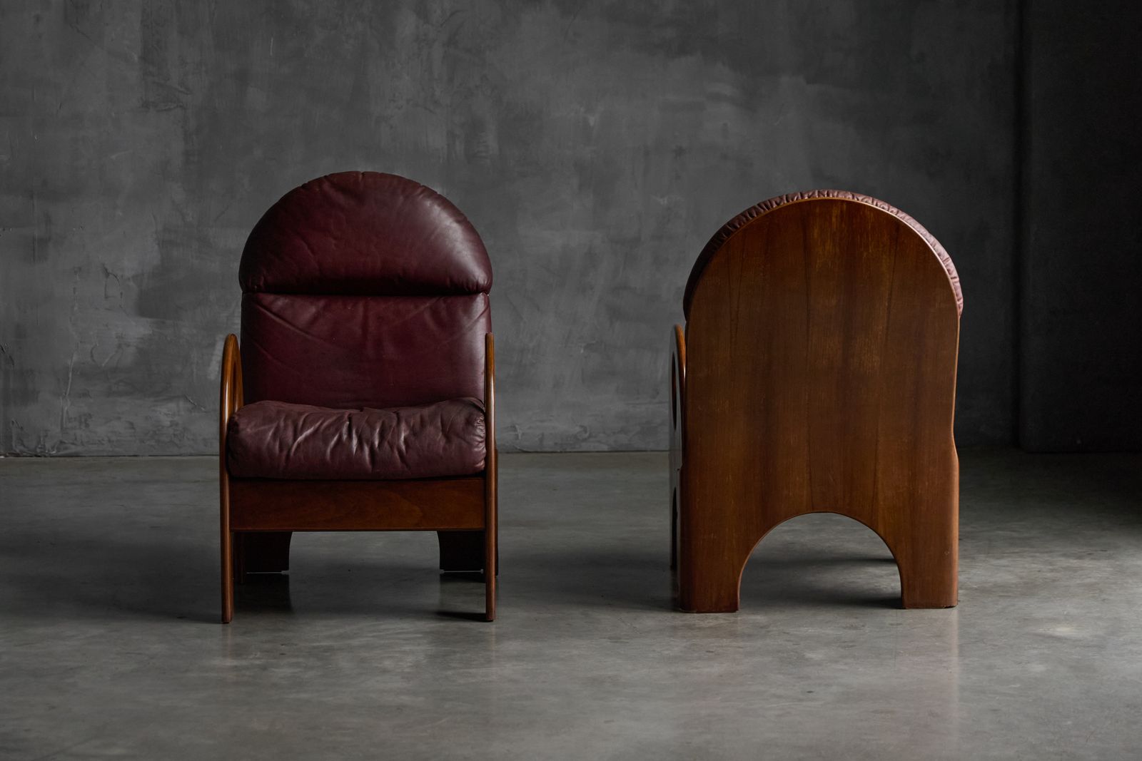 Gae Aulenti Arcata Easy Chair In Walnut And Burgundy Leather, 1960s photo vinterior