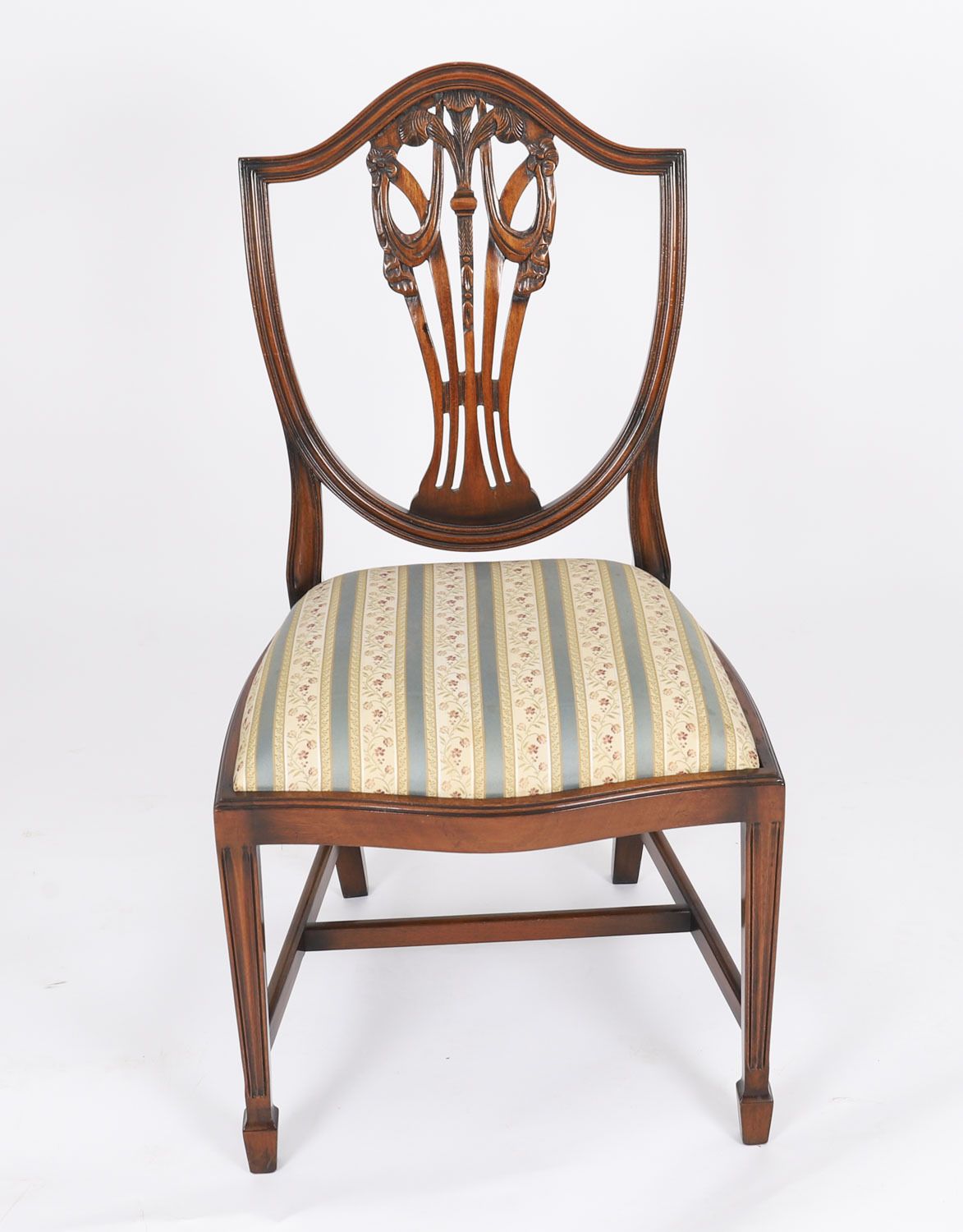 photo vintage Vintage Set 12 English Harrods Shield Back Dining Chairs Mid 20th Century
