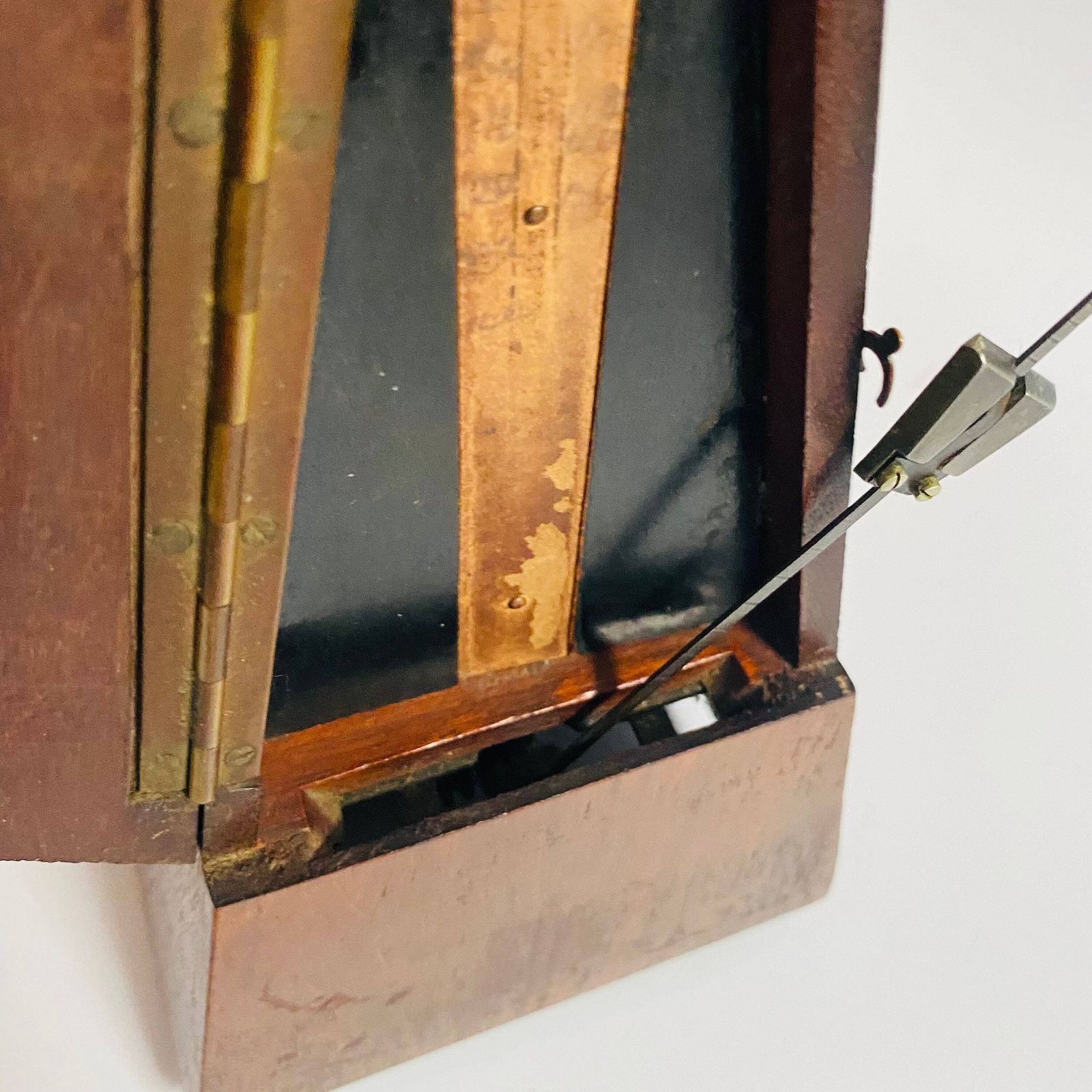 Antique Maelzel Metronome: French Mahogany With Bell (Damaged) Missing Brass Plaque And Base Cover photo vinterior