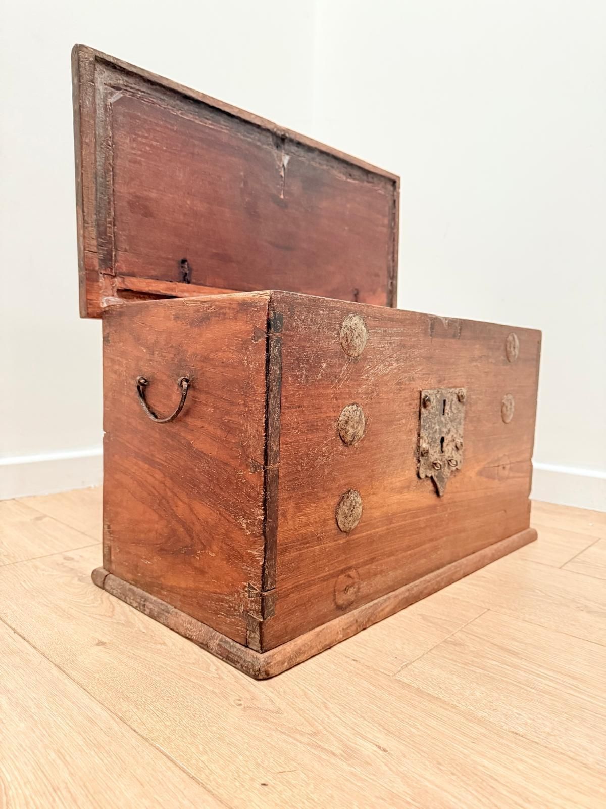 Teak Iron Mounted Coffer Blanket Trunk 19th Century Delivery Available 0046. photo vinterior