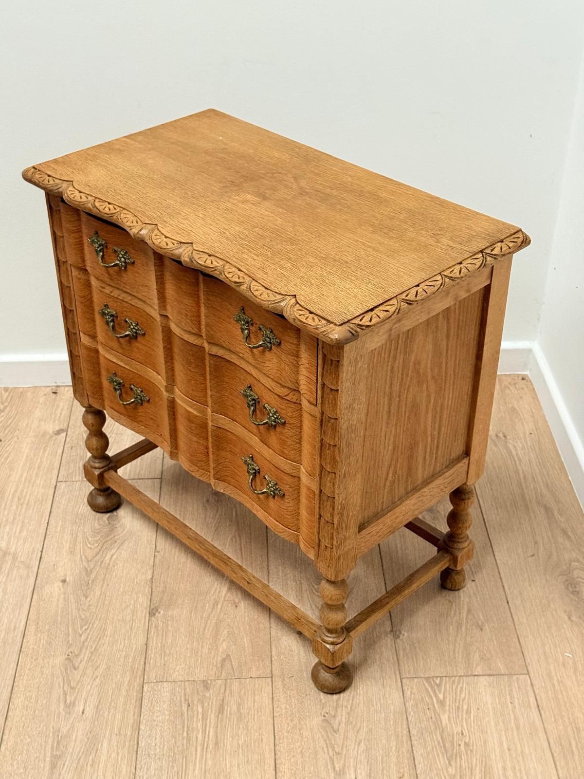 Fantastic 1970 S Danish Henning Kjaernulf Petit Dresser  Delivery Available 0131. photo for sale