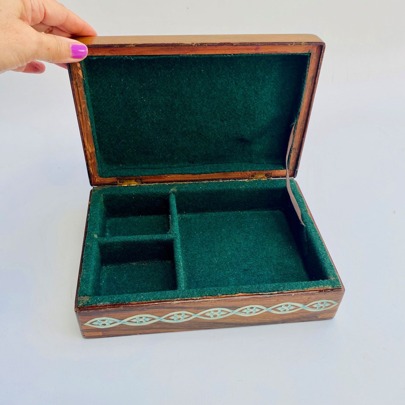 Antique Rare Cream/Blue Painted Decoupage Arts & Crafts Style Lacquer Wooden Victorian Box Oak Original Dark Green Felt  Leather Band photo Home Decor