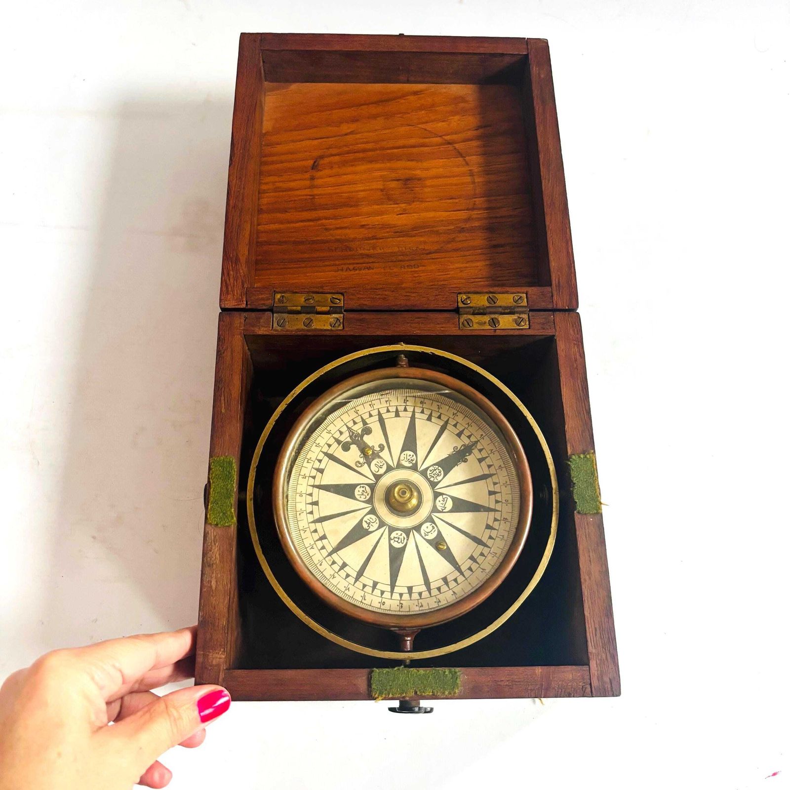 Antique Ottoman Qibla Compass | 19th Century Islamic Direction Finder In Oak Case/Glass Crack photo vinterior
