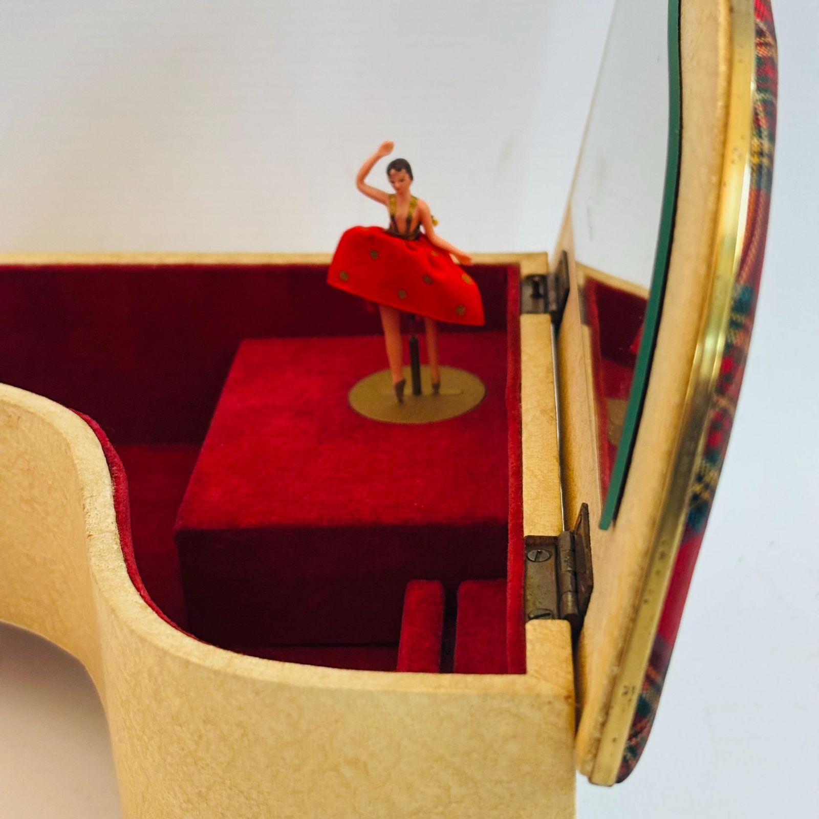 Beautiful Piano Design Swiss Early Reuge 1940s Musical Jewellery Box Ballerina :Slow Music photo vintage