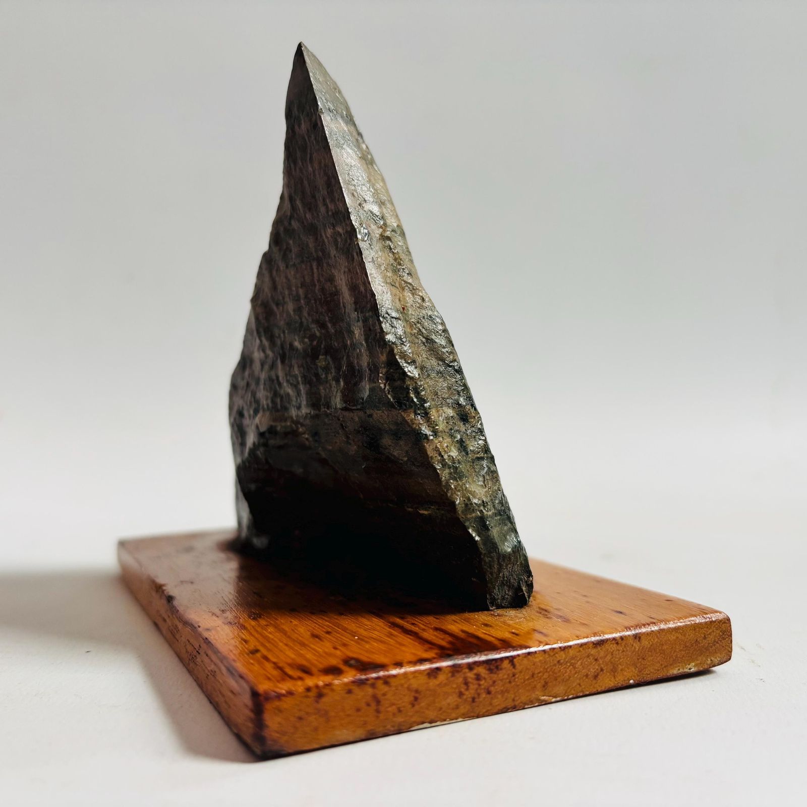 Antique Pre Cambrian Volcanic Rock Specimen: Charnian Group On Wooden Base C1950s photo Art