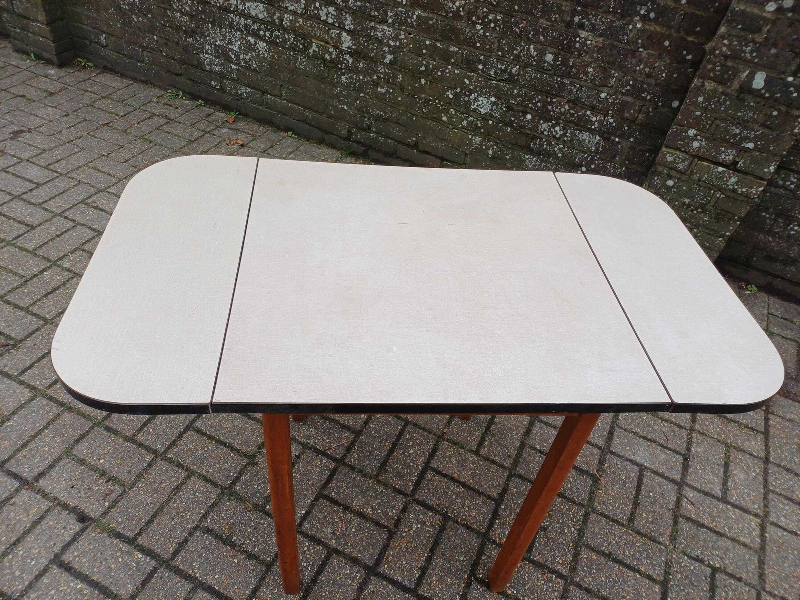 photo vinterior 1960s Guildform Formica Kitchen Table With Folding Leaves Danish Oiled Wood Base Vintage Mid Century Dining Table