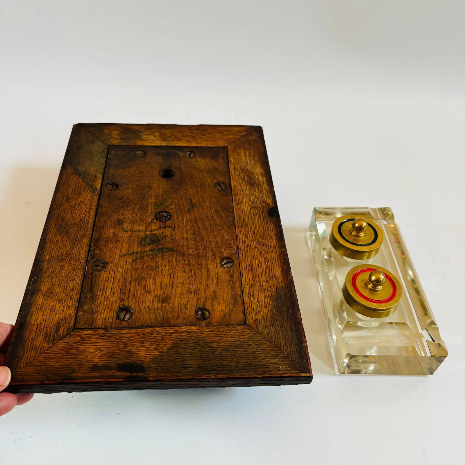Antique Oak Inkwell: Art Deco Glass Insert, Brass Lids photo vinterior