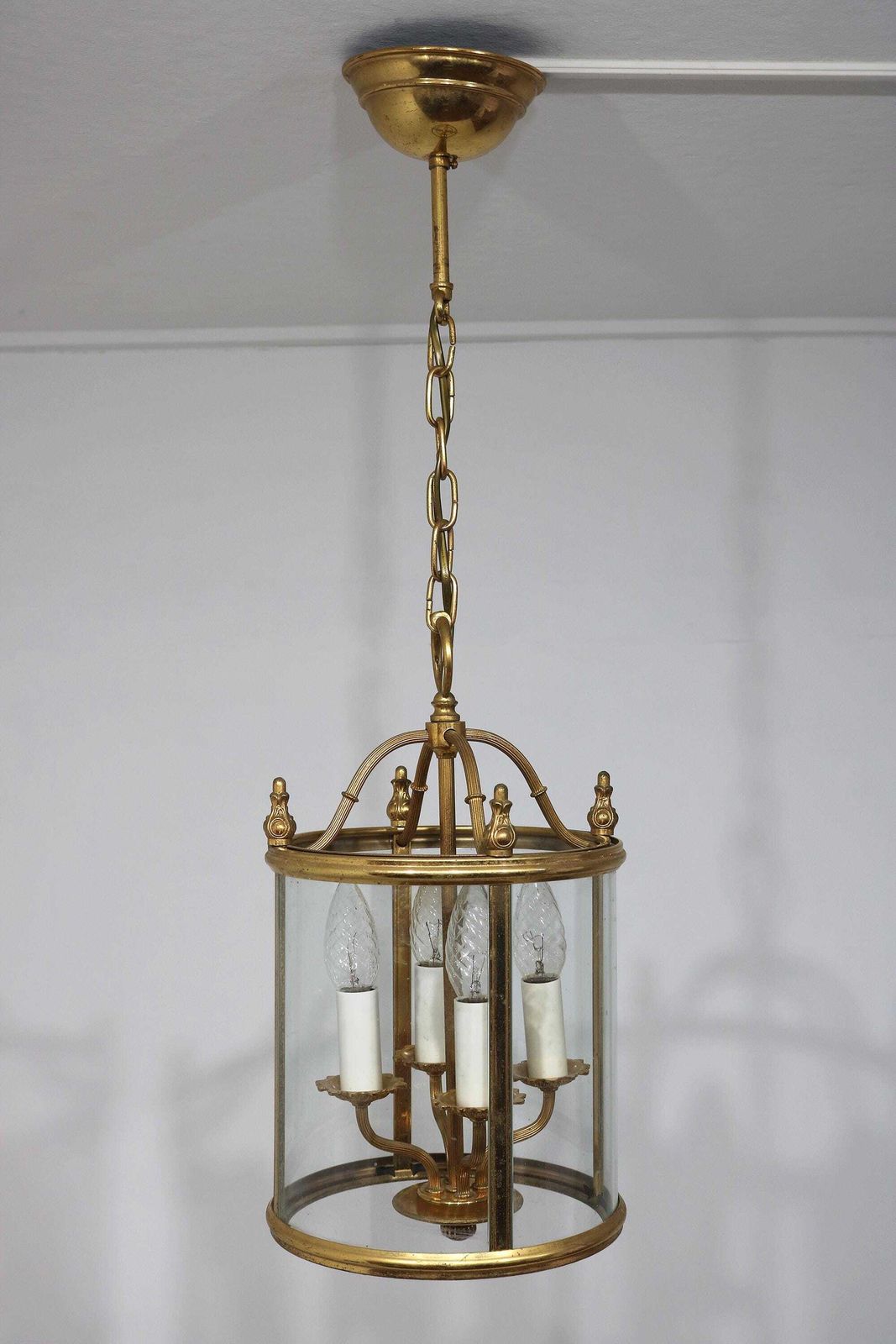Gesigneerde Sciolari Vergulde Messing Lantaarn: Italiaanse Empire Stijl Hanglamp, Jaren 1960 photo Verlichting