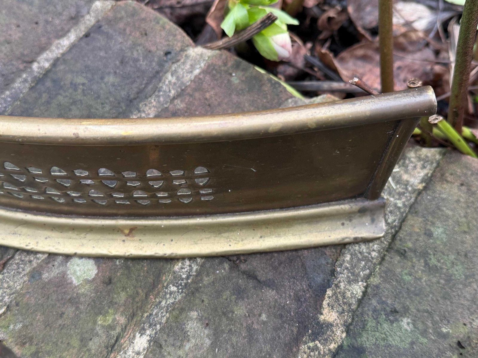 Antique Brass Fire Fender Victorian Pierced Hearth Fender Decorative Fireplace Guard photo Home Fixtures