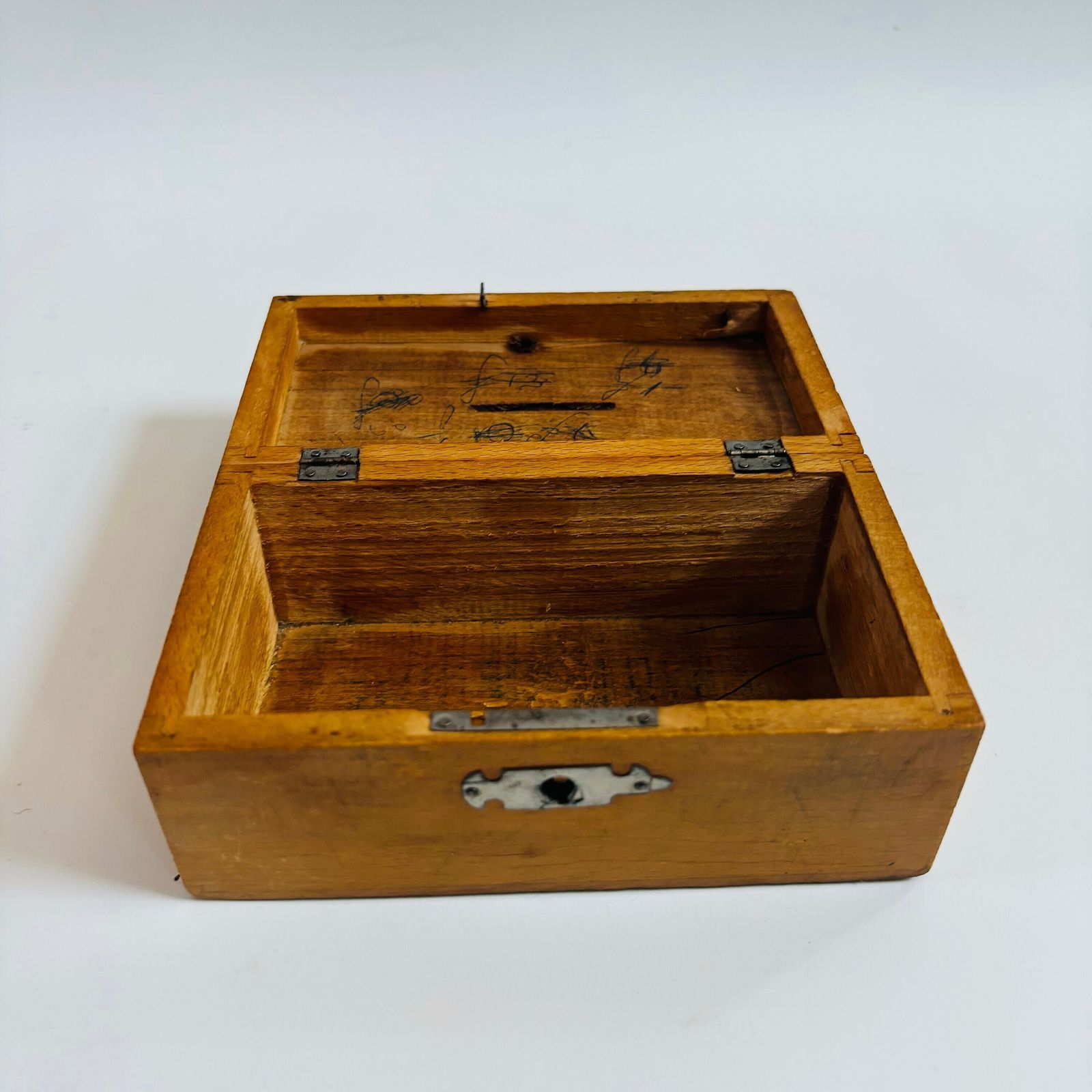 Antique 1920s Elm Wood Coin Box: British Display Keepsake photo furniture