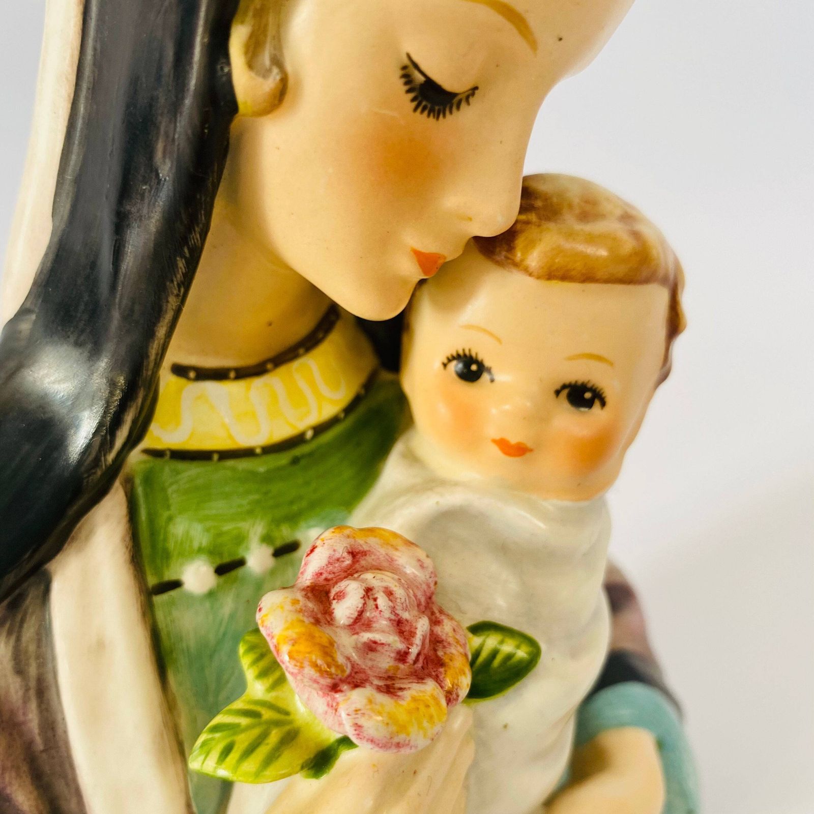 Antique W. Goebel Madonna And Baby Jesus Porcelain Figurine photo 79.0