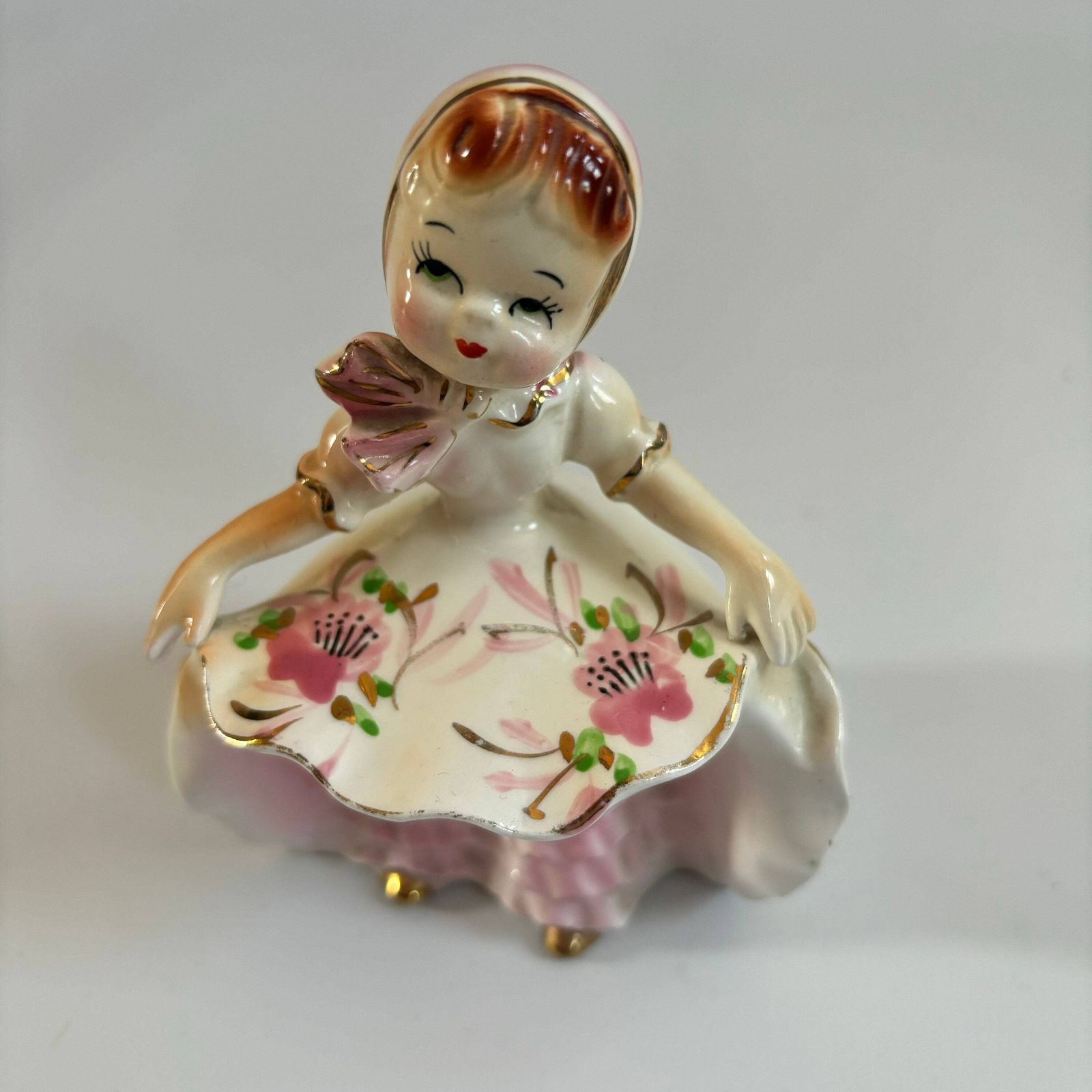 Vintage Lefton Ceramic Flower Girl Figurine: 1950s Japanese Ornament photo 51.0