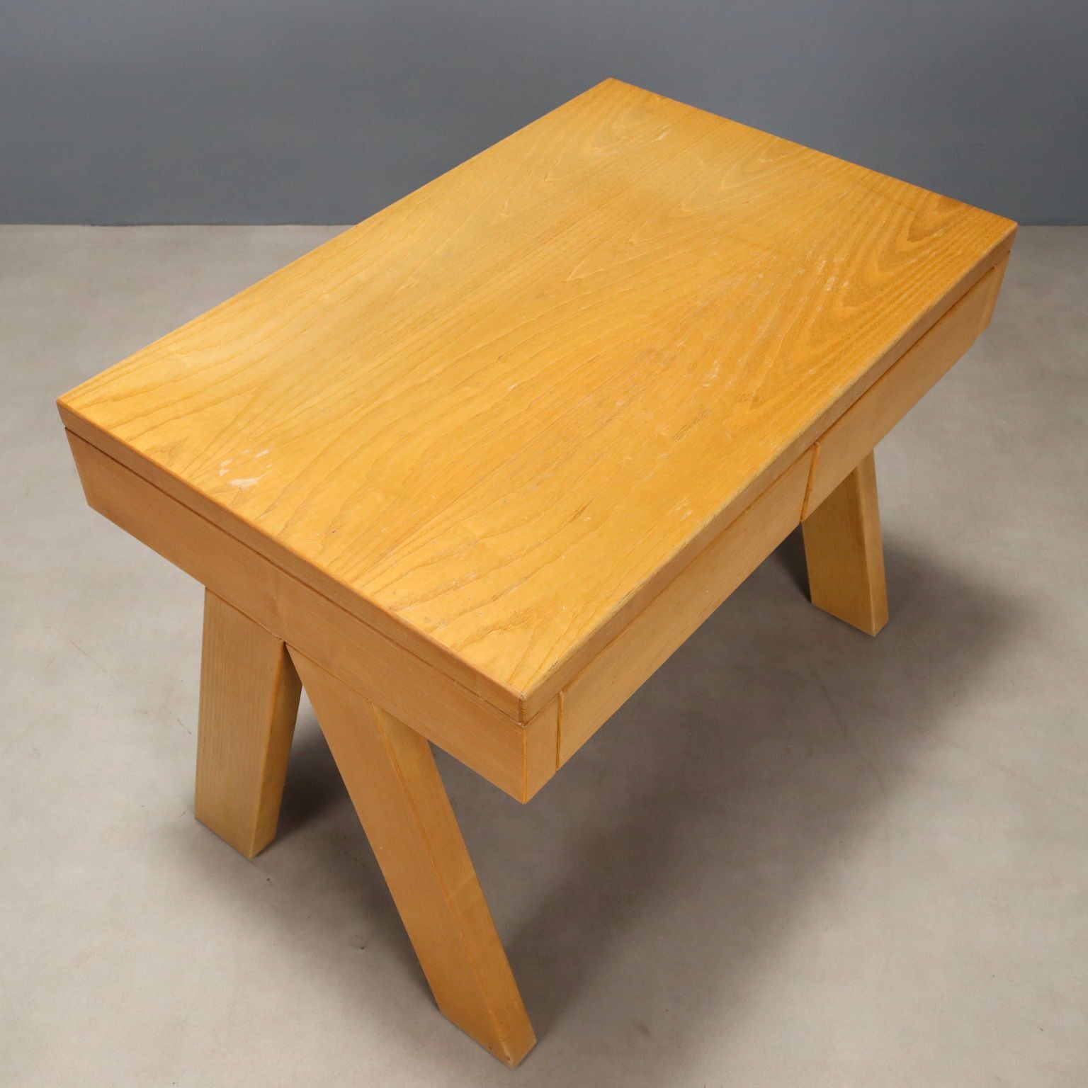 Vintage Writing Desk Larch Design Italy 1970s 1980s photo vinterior