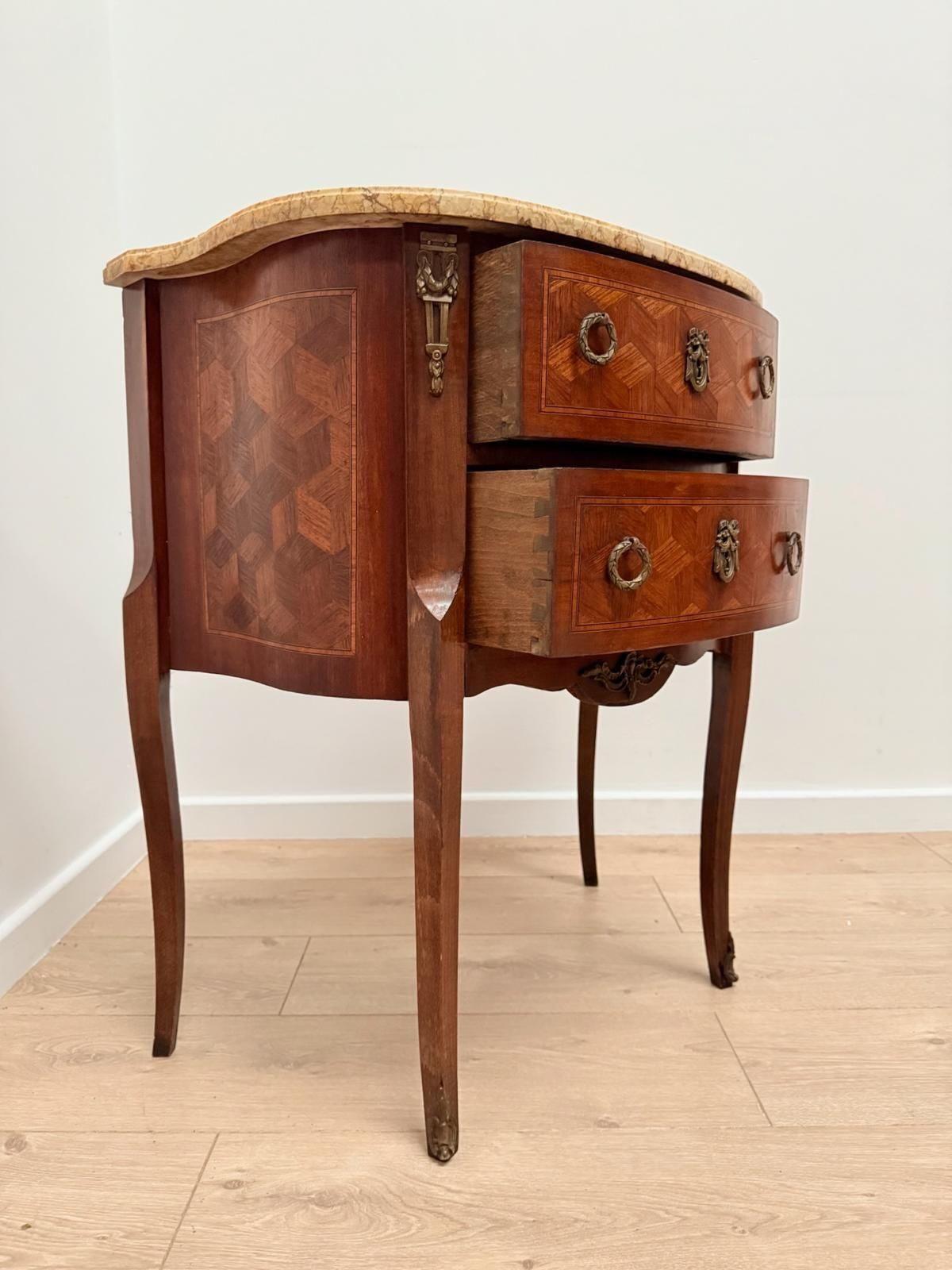 Beautiful French Louis XV Tulipwood Marquetry Chest 0187. photo Furniture