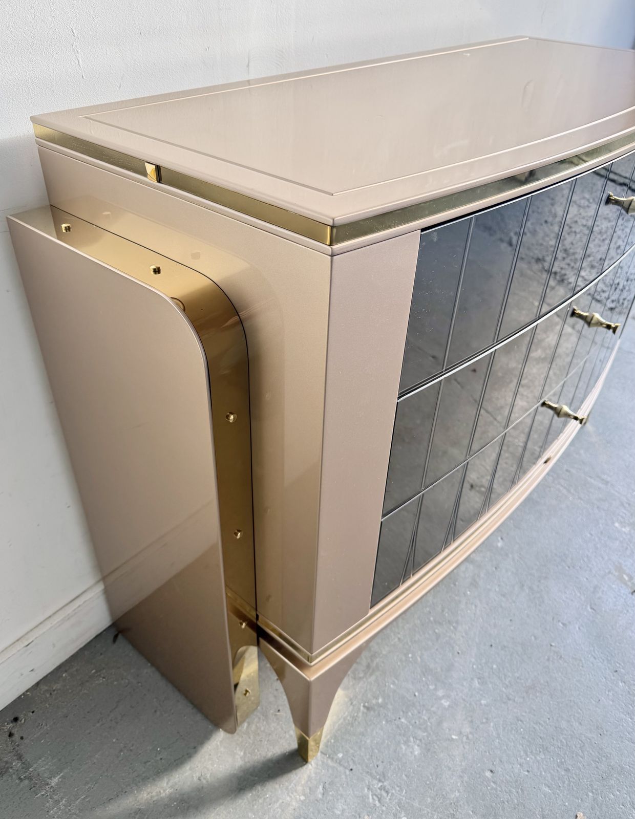 photo furniture Large Italian Style Mirrored Chest Of Drawers