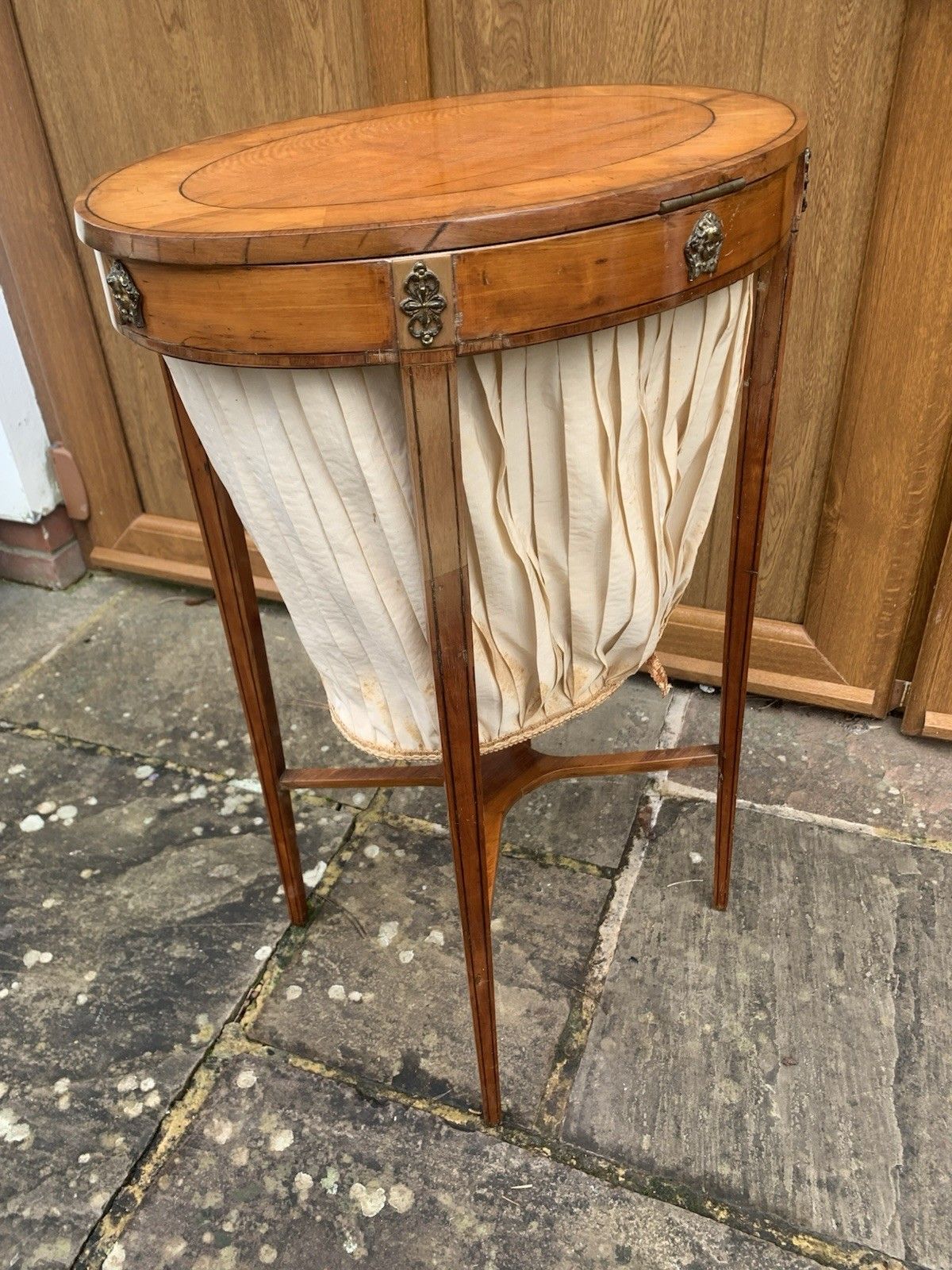 An 18th Century Satinwood And Cross Banded Ladies Sewing Table. photo Furniture
