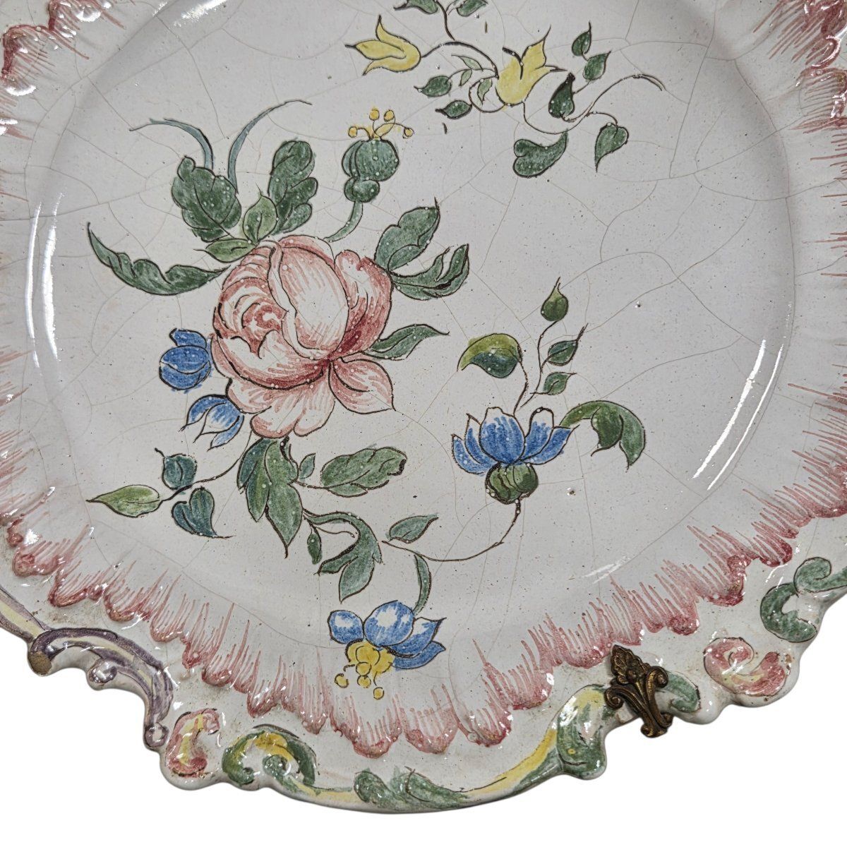 Antique Earthenware Plate With Polychrome Floral Decoration, Late 18th – Early 19th Century photo Home Decor