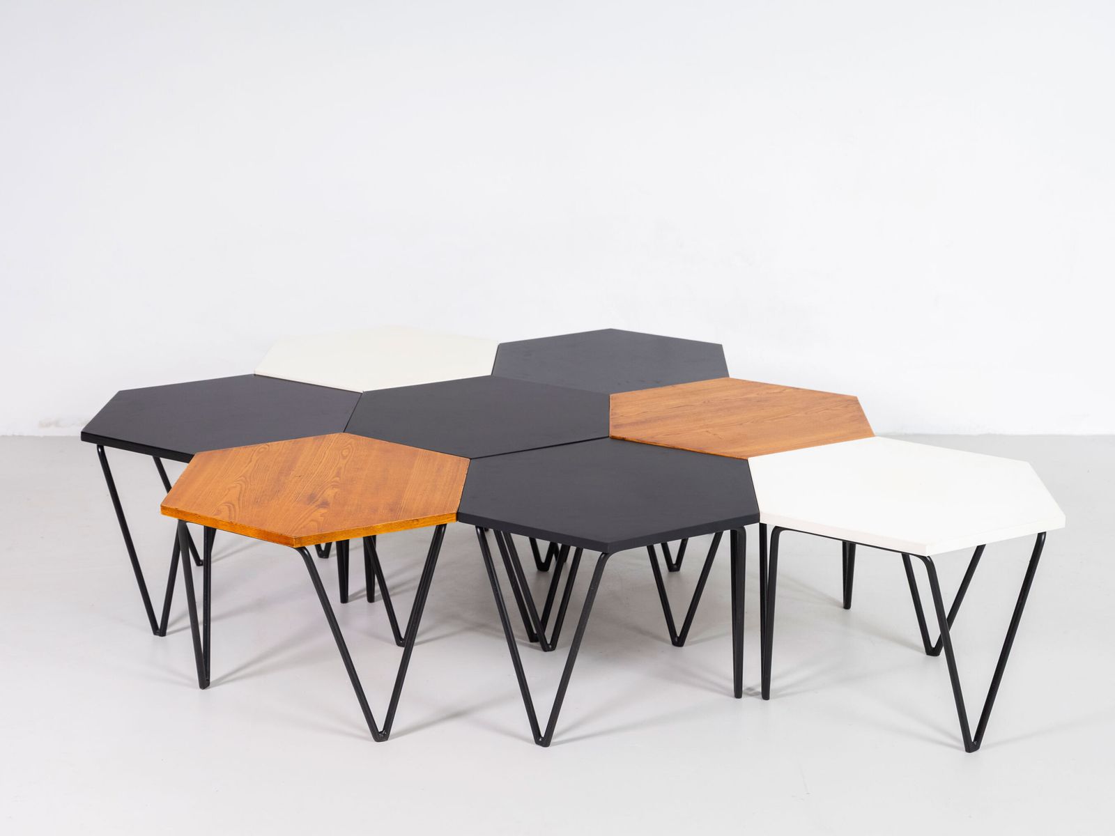 Gio Ponti Set Of Eight Hexagonal Coffee Tables In Wood And Metal I.S.A. 1950s