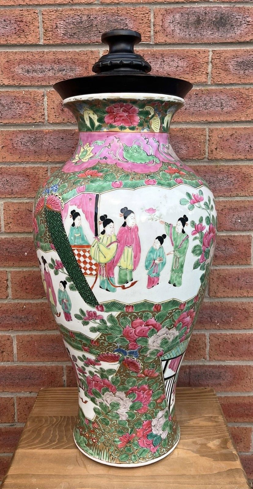 Chinese Porcelain Large 67cm Hand Painted Famille Rose Vase & Wooden Lid Cover