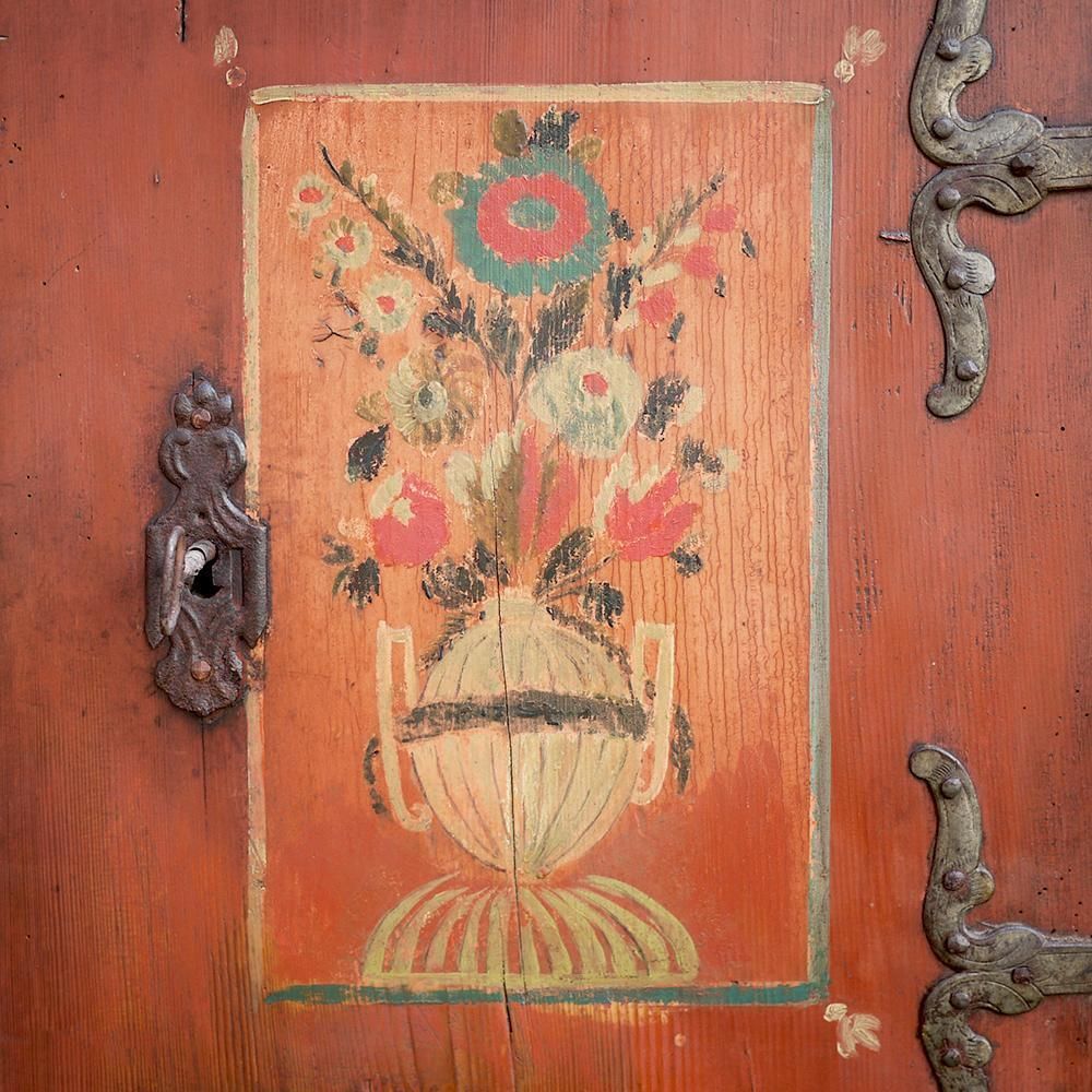 Red Floral Painted Cabinet, 1790, Central Europe photo 7334.0