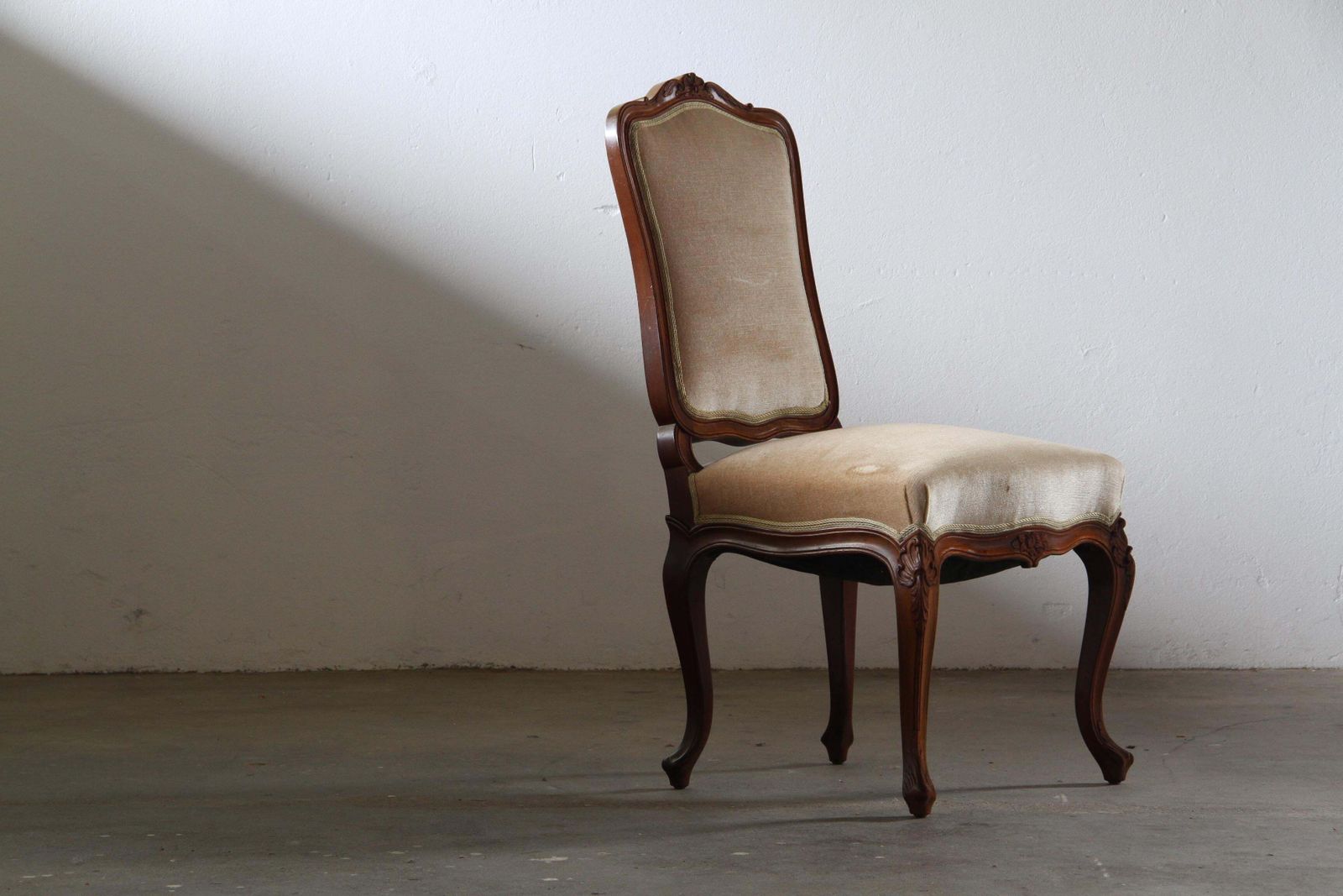 Paar Vintage Deense Stoelen, 18e Eeuw, In De Stijl Van Louis XV photo vinterior