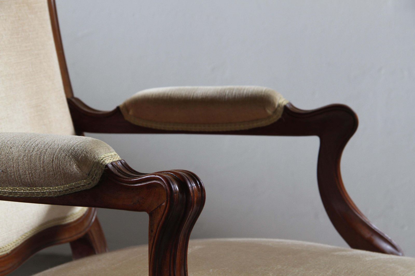 photo vintage Pair Of Vintage Danish Antique 18th Century Lounge Chair, Style Of Louis XV