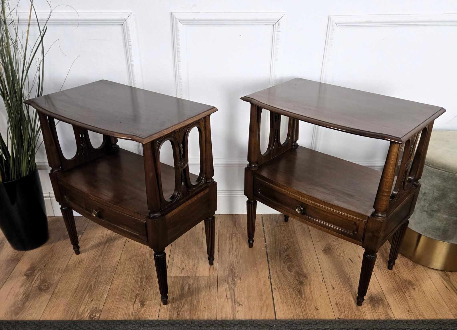 photo furniture Pair Of Italian Carved Wood Mid Century Modern Night Stands Bed Side Tables