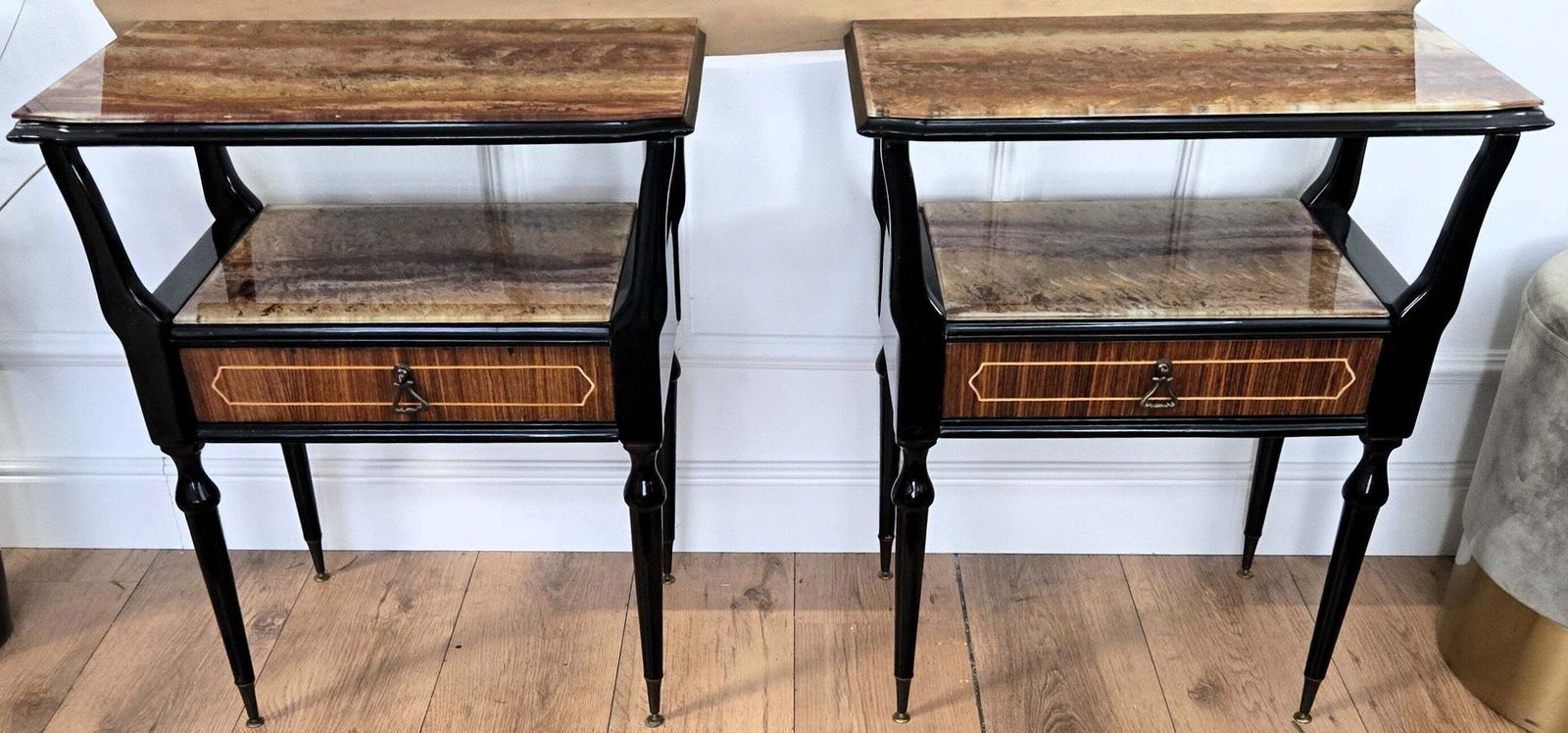 Pair Of Mid Century Italian Art Deco Nightstands Bedside Tables Walnut Glass Top