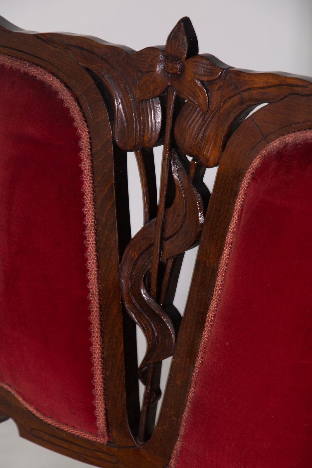 photo furniture Pair Of Red Italian Art Nouveau Armchairs In The Style Of Georges De Feure