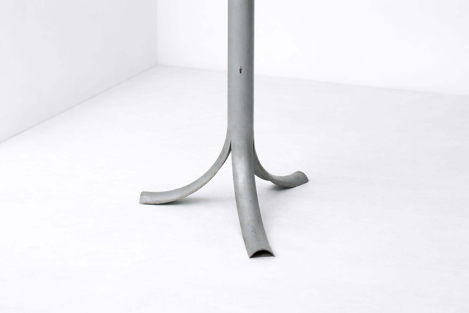 Sculptural Ferrotipi Coat Stand In Tubular Steel, Malacrida & Resmini photo Furniture