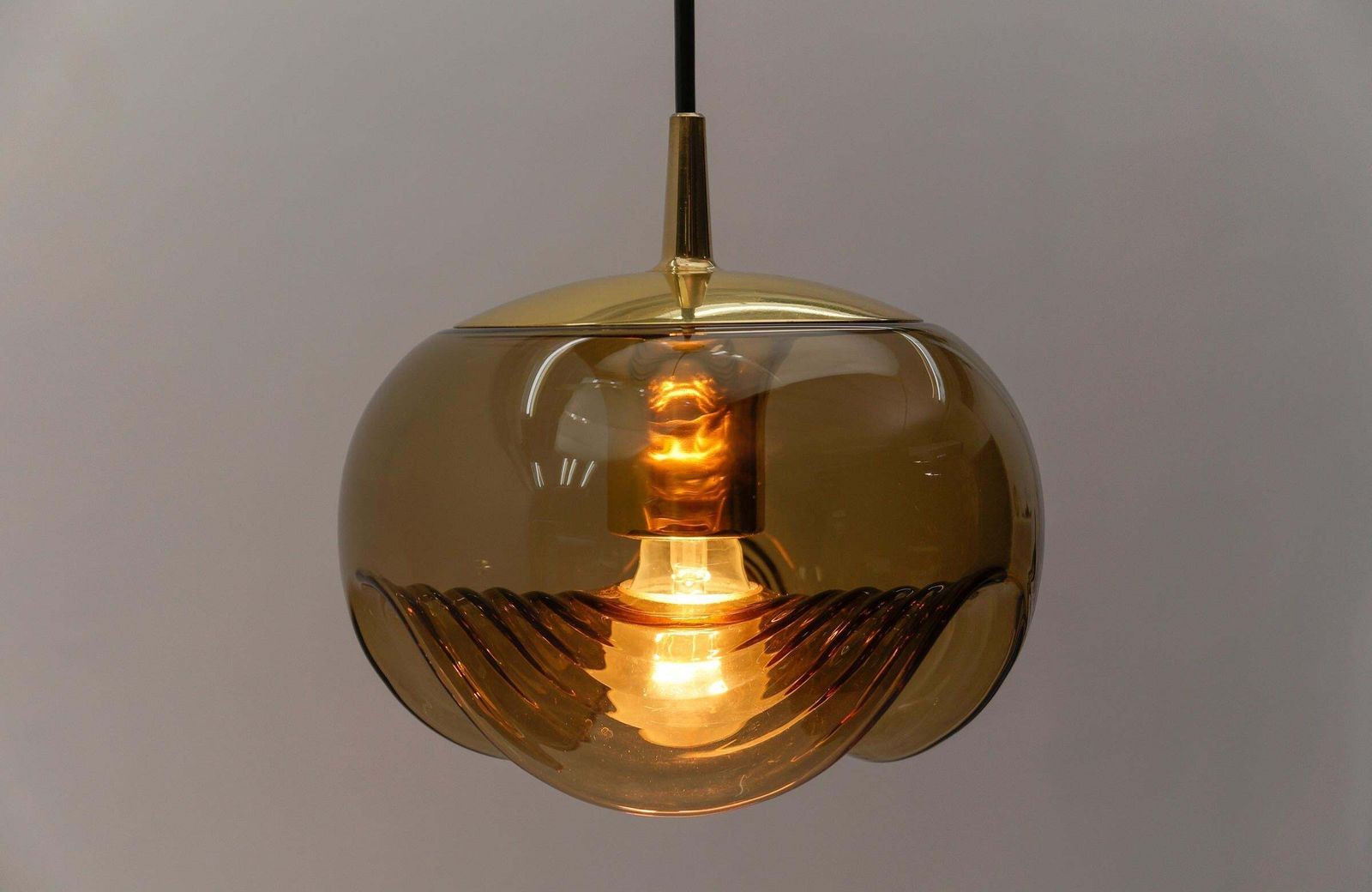 photo furniture Smoked Glass Lamp "Wave" By Koch & Lowy For Peill & Putzler, 1960s