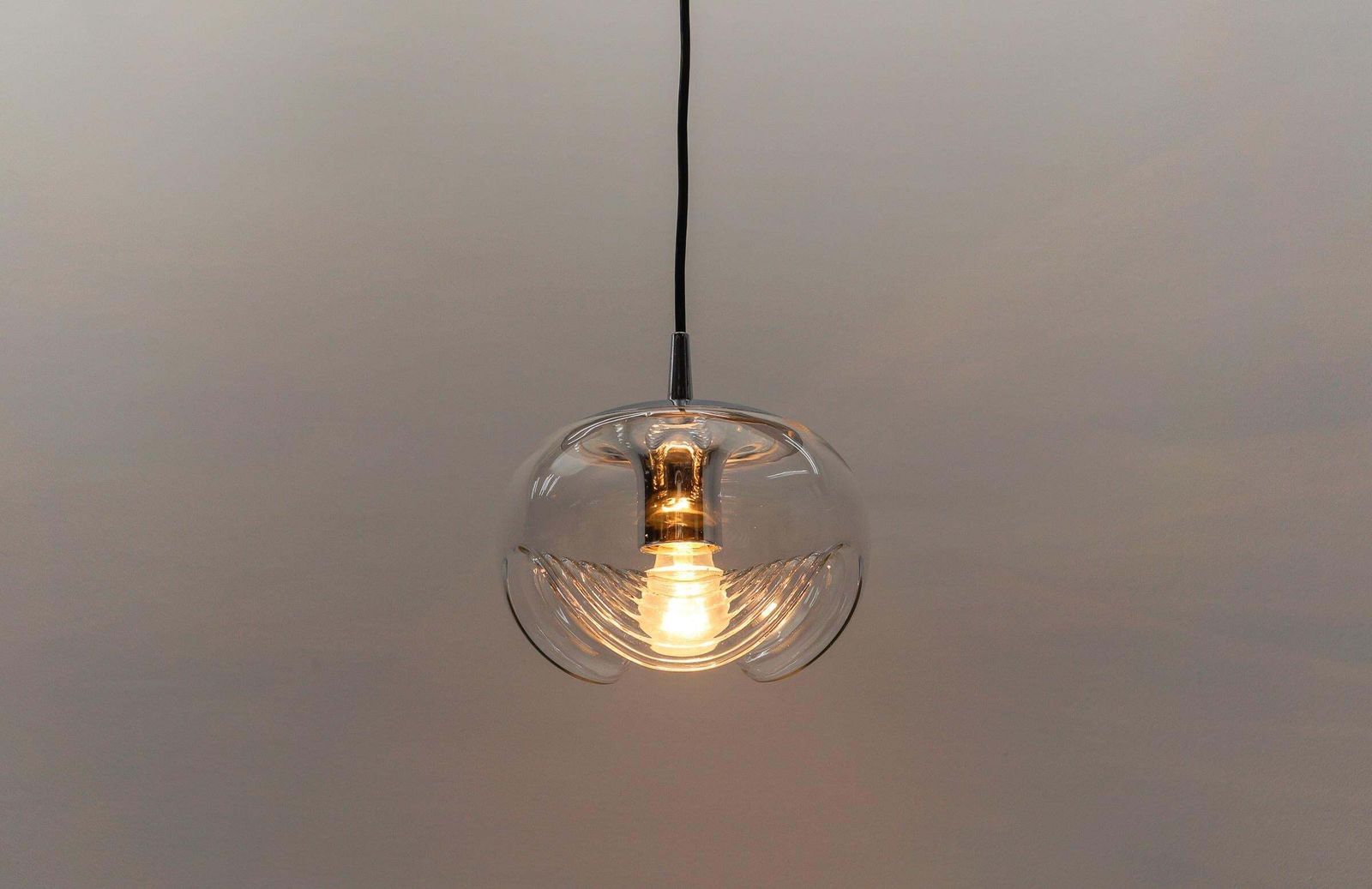 photo furniture Clear Glass Lamp "Wave" By Koch & Lowy For Peill & Putzler, 1960s