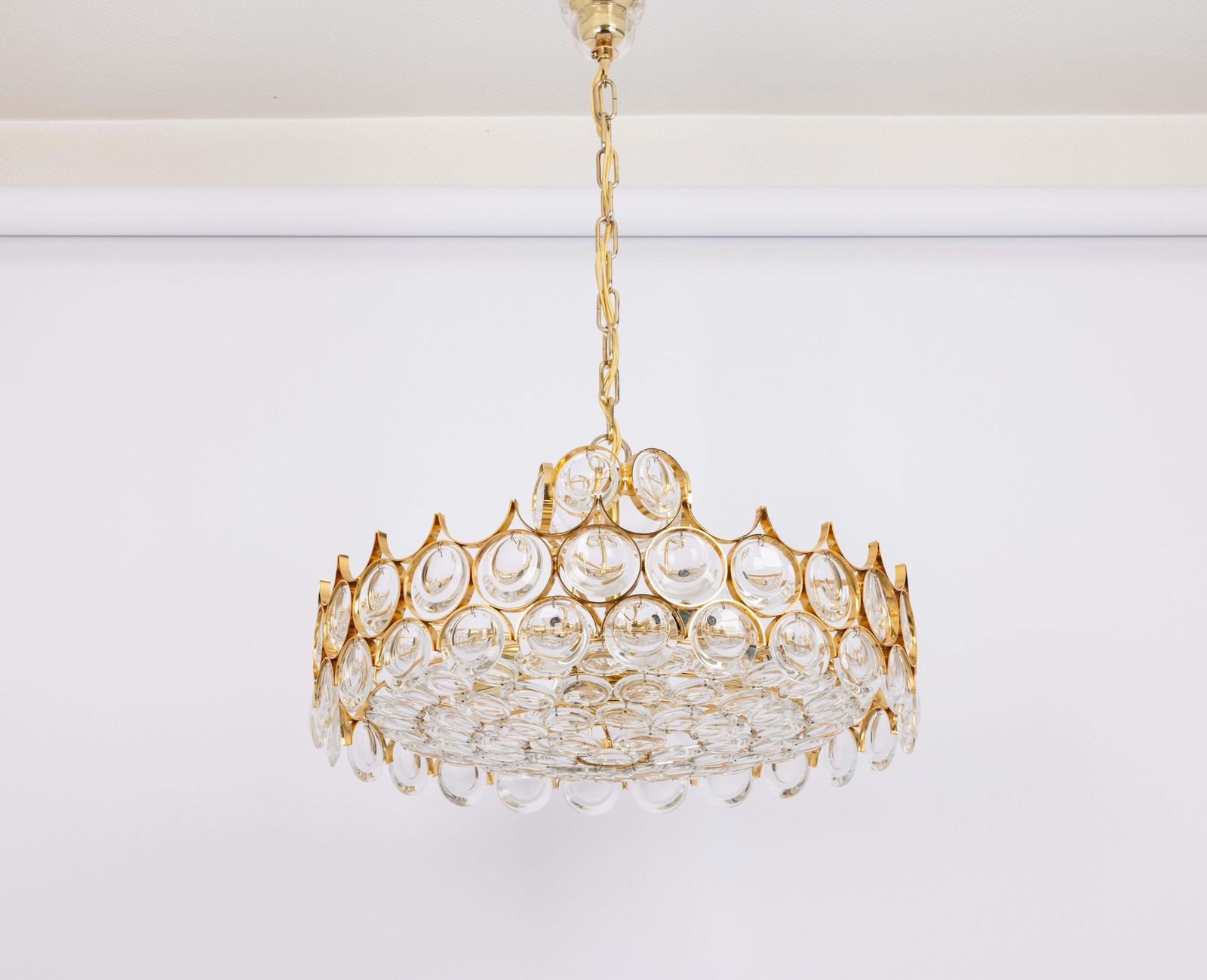 2512.0 Large Gilt Brass Crystal Chandelier By Palwa, Sciolari Design, Germany, 1970s photo