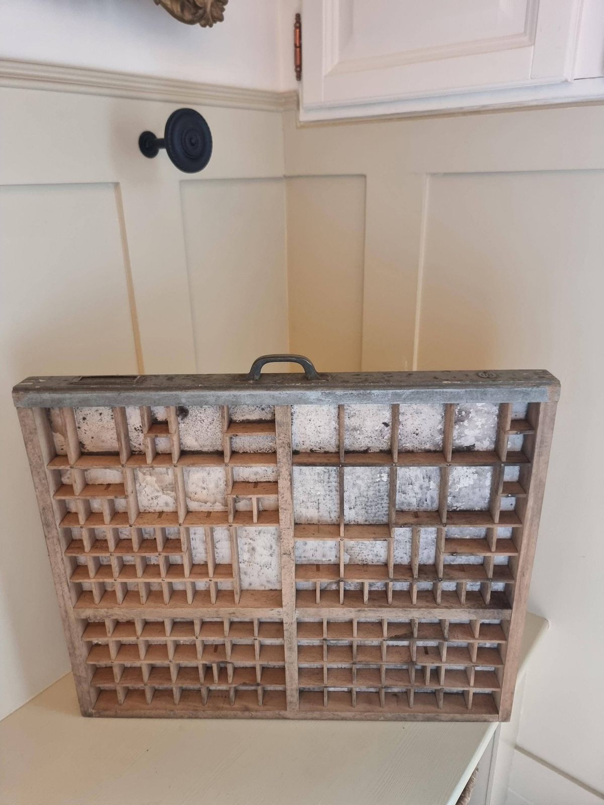 Antieke Italiaanse Letterzetbak, Houten Drukkersbak, Industrieel Woondecor