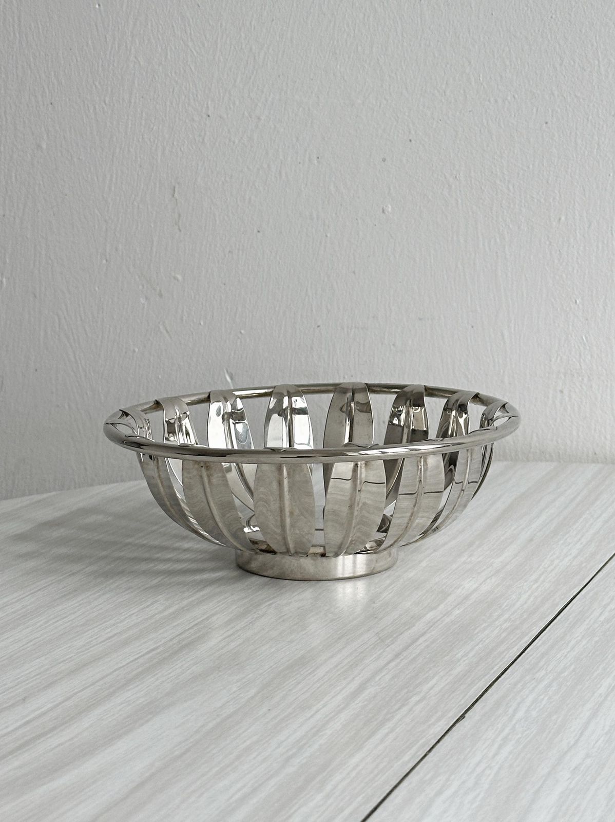 Salad Bowl, Antique Shiny Metal Bread Basket, Centerpiece, Elegant Tableware, Floral Decorative Object, Chic Tableware