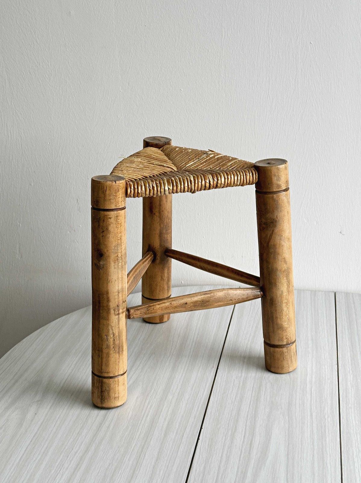 Antique Tripod Stool In Light Wood With A Woven Straw Seat, Rustic And Minimalist Piece Of Furniture, Cozy And Authentic Interior, Gift