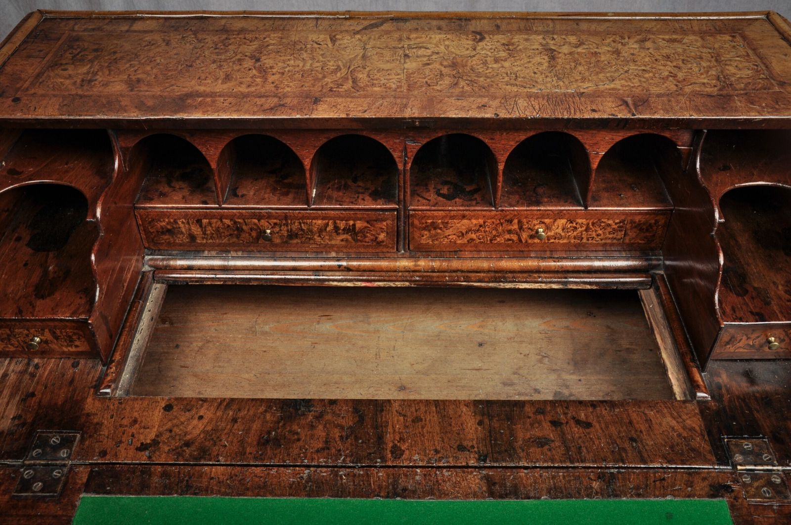 Fine 17th Century Mulberry Bureau In The Manner Of Coxed & Woster photo 7500.0