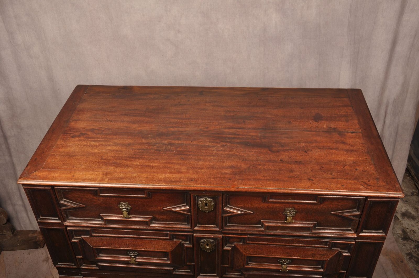 photo vintage Rare Charles II Walnut & Fruitwood Chest Of Drawers