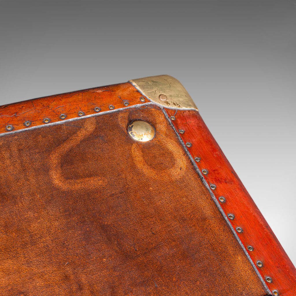 2756.0 2 Late Vintage Campaign Luggage Cases, English, Leather, Nightstand, Bedside photo
