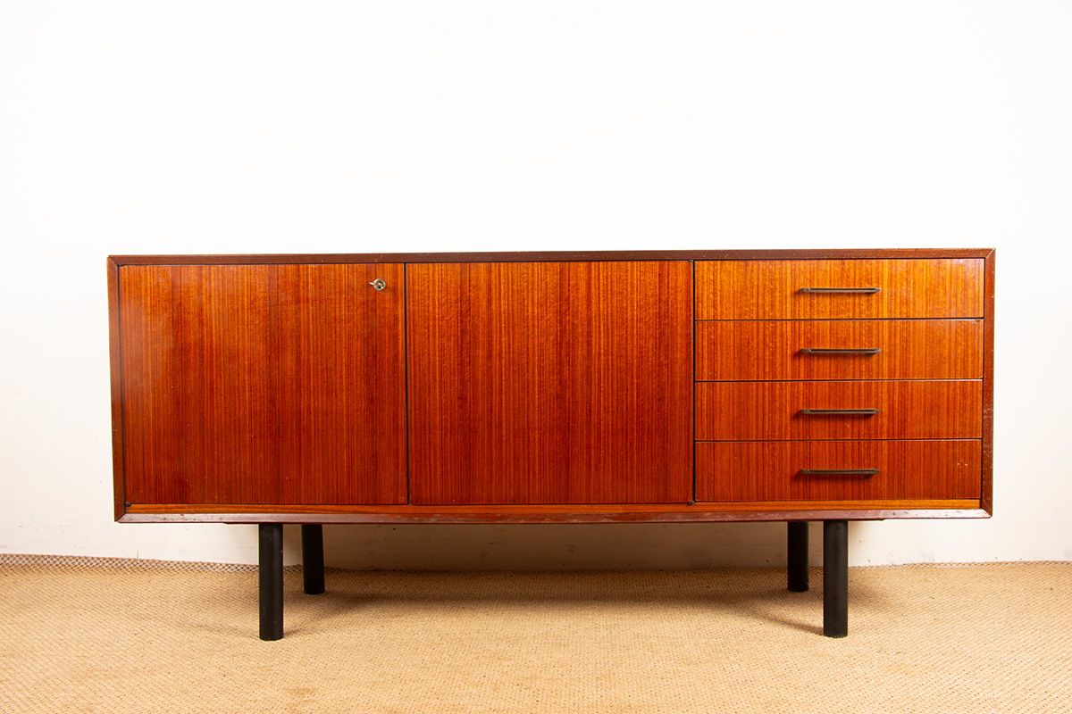 Buffet moderniste en palissandre de style français, 180 cm, par Tricoire et Vecchione, Meubles TV, 1960. photo vintage