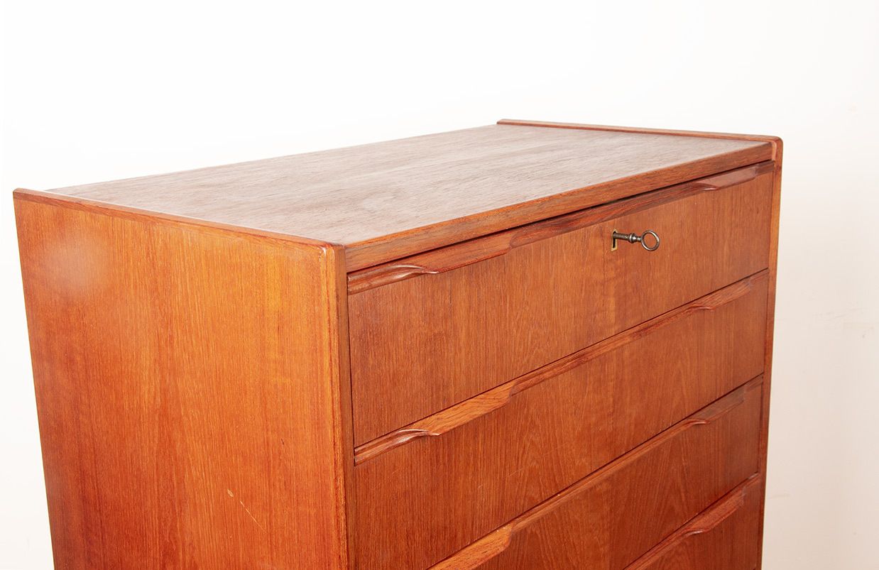 2500.0 Grande commode danoise dite « Week Table », 7 tiroirs en teck, par Henning Jørgensen pour Fredericia Furniture, 1960. photo