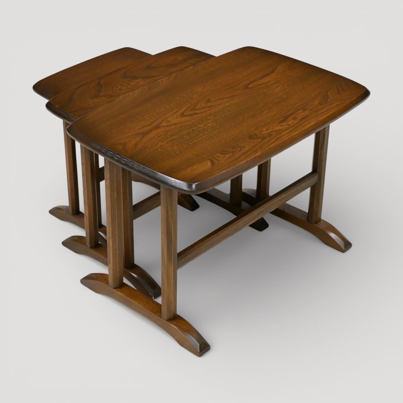 Ercol Nest Of Tables Chedworth Nest Of 3 Tables Golden Dawn Free Uk Delivery* photo Furniture