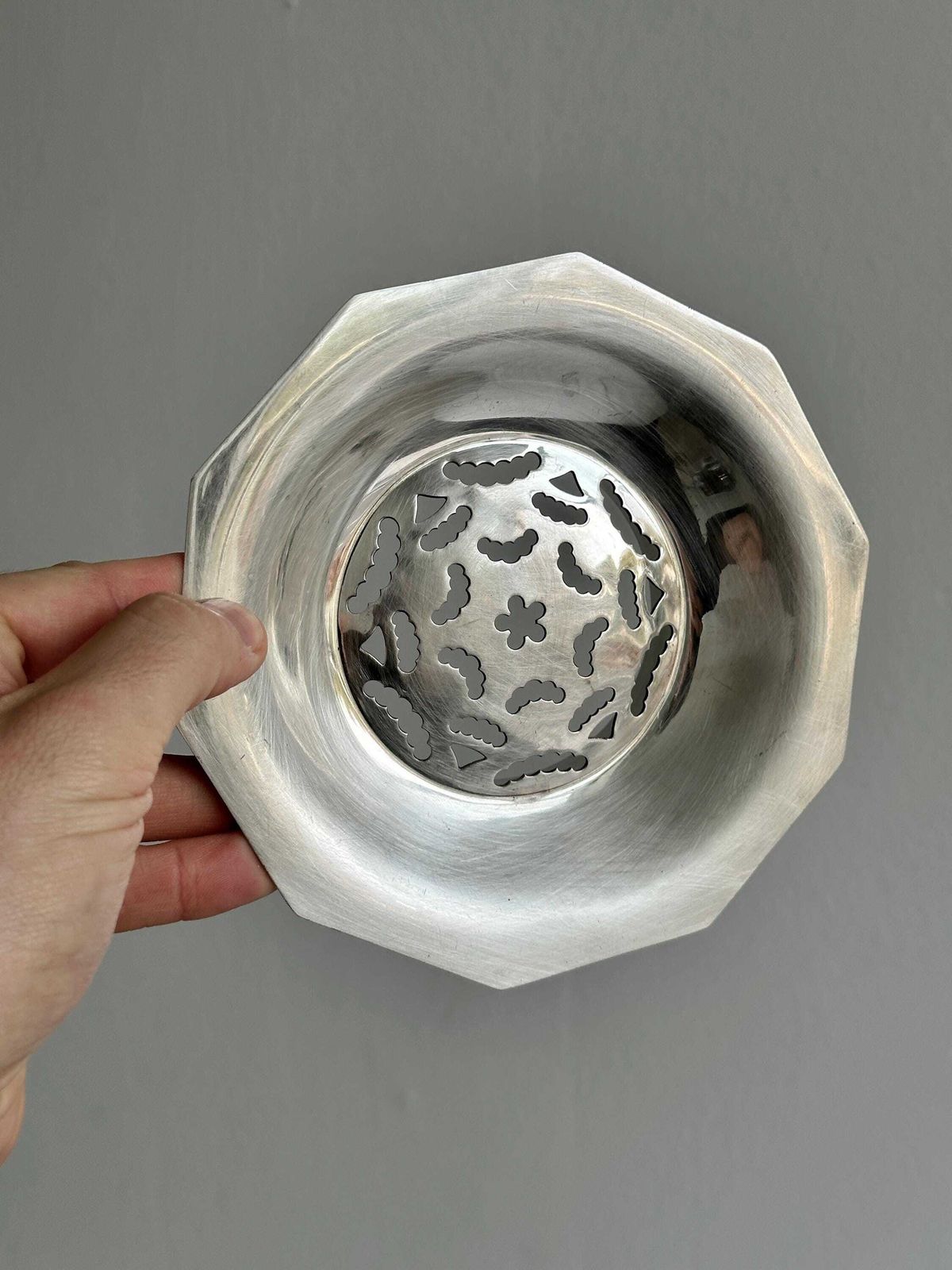 Antique Coquillor Butter Dish In Shiny Silver Metal, For Elegant Presentation Of Butter In Thin Slices, A Refined Table Object photo vinterior